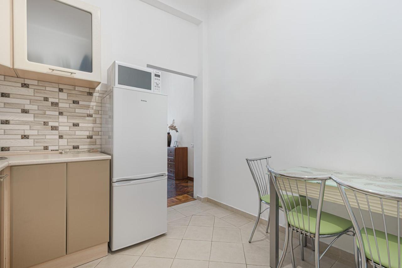 Nice Apartment In The City Center Odessa Exterior foto