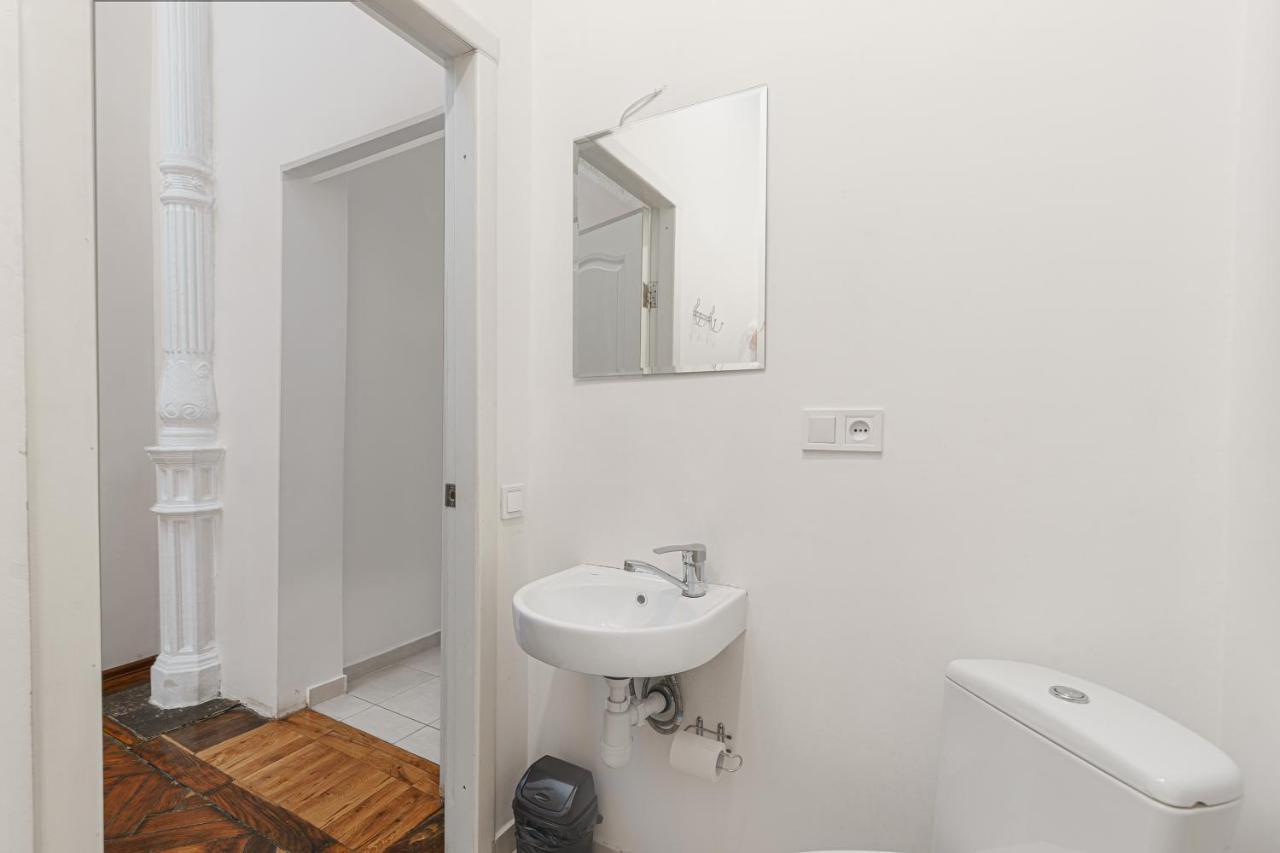 Nice Apartment In The City Center Odessa Exterior foto