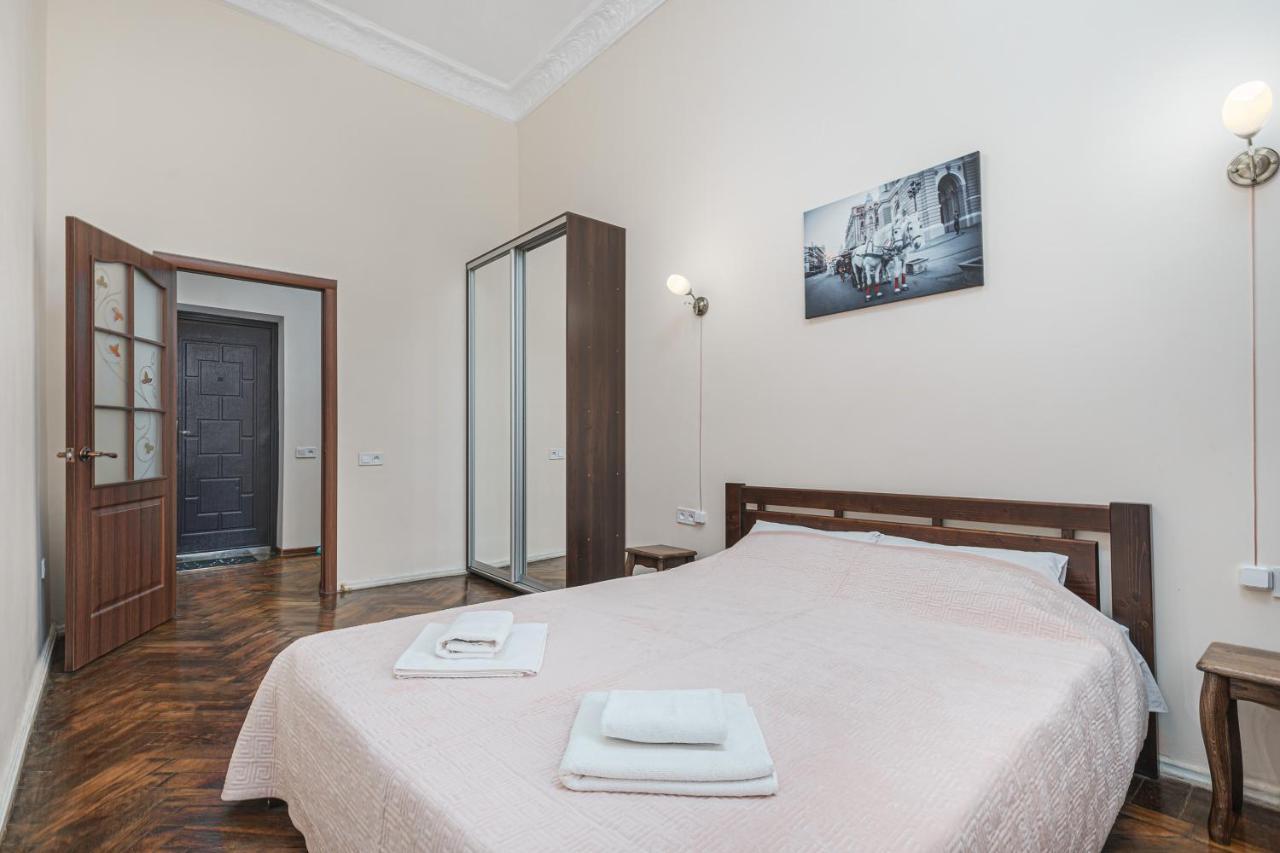 Nice Apartment In The City Center Odessa Exterior foto